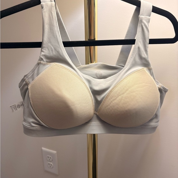 Lululemon Athletica Light Gray Sports Bra - Picture 4 of 6